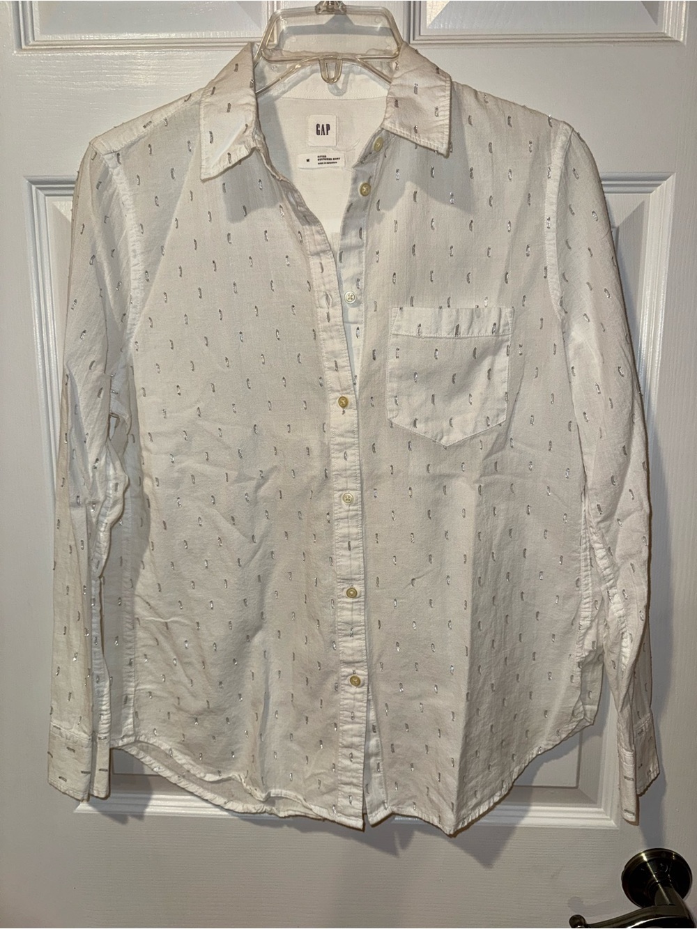 GAP White Button-Down Shirt with Shimmer Pattern